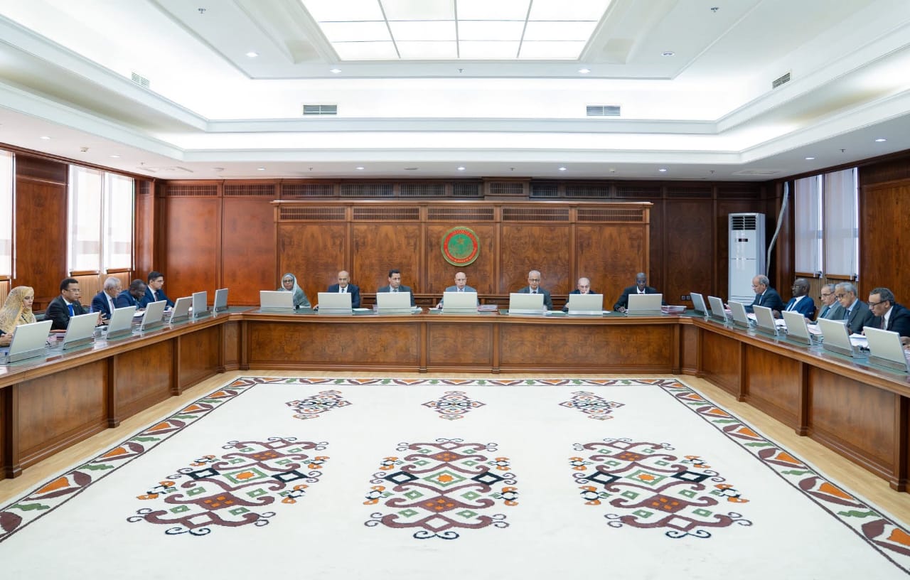 محلس الوزراء يعتمد آلية جديدة لتحديد أسعار المحروقات (بيان)